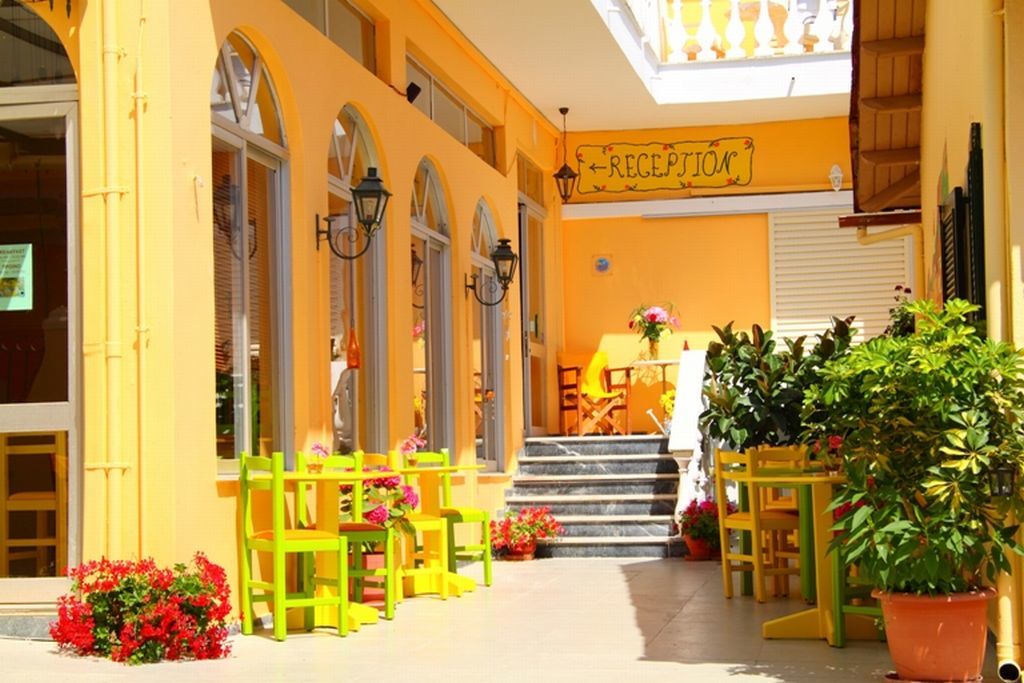 Bella Studios Benitses  Extérieur photo