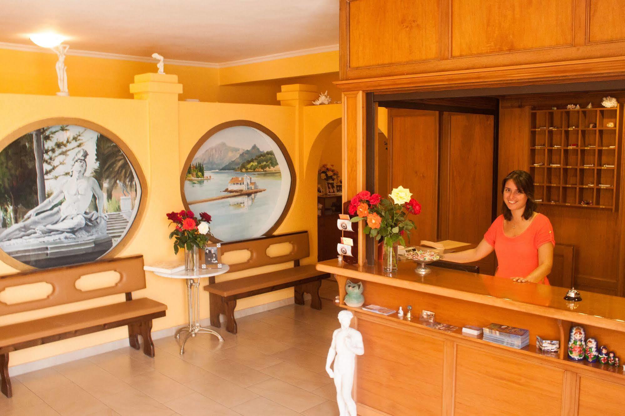 Bella Studios Benitses  Extérieur photo