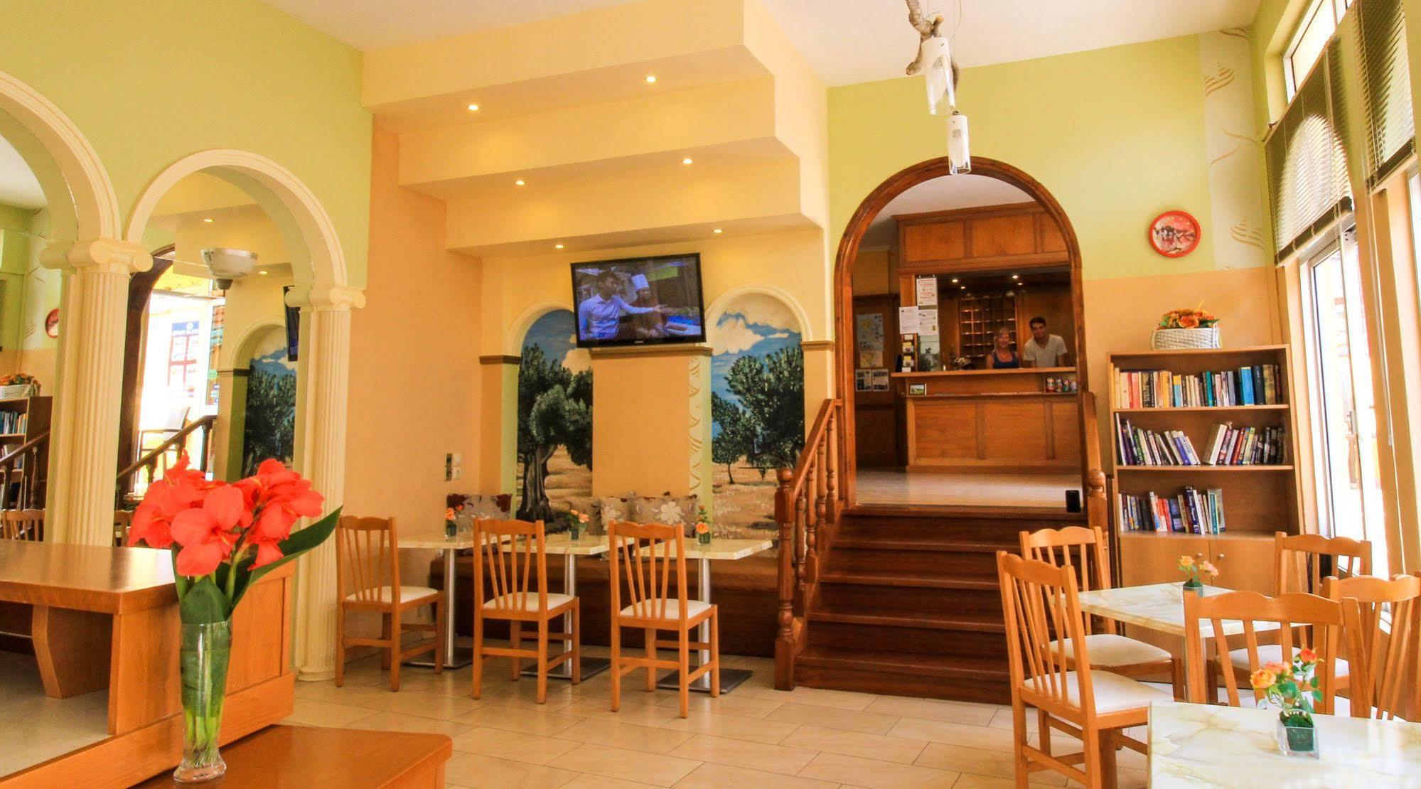 Bella Studios Benitses  Extérieur photo