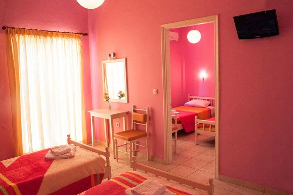 Bella Studios Benitses  Extérieur photo