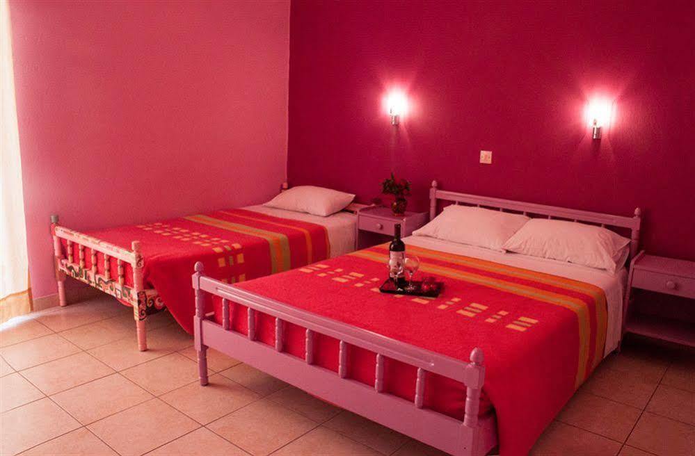 Bella Studios Benitses  Extérieur photo